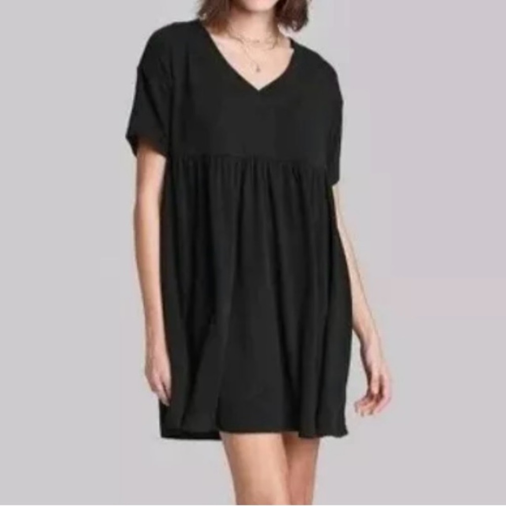 Black baby doll t-shirt dress. Size medium. Wild Fable.